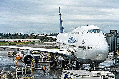 血腥第一人称射击《海参2》今日推出豪华版